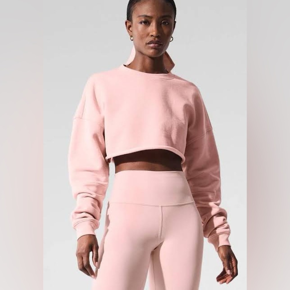 Alo Extreme Cropped Pullover NWT Pink Quartz